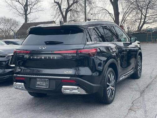 2022 INFINITI QX60 SENSORY