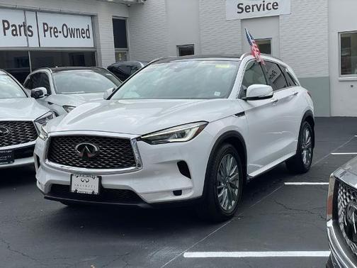 2024 INFINITI QX50 LUXE