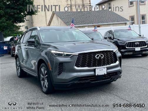 2023 INFINITI QX60 LUXE