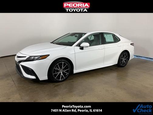 2023 Toyota Camry SE