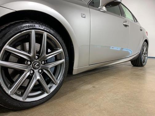 2016 Lexus IS 300 Base