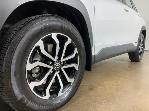 2024 Toyota Corolla Hybrid L