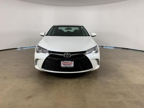 2016 Toyota Camry XSE