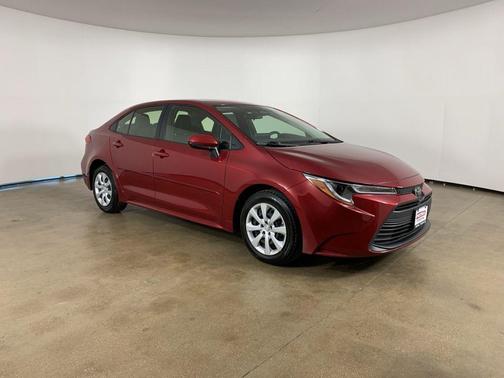 Ruby Flare Pearl 2023 Toyota Corolla LE