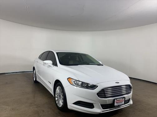 2016 Ford Fusion Hybrid SE