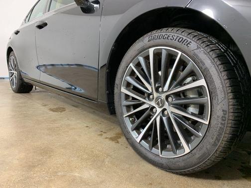 2023 Lexus ES 350 Base