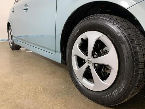 2013 Toyota Prius Three