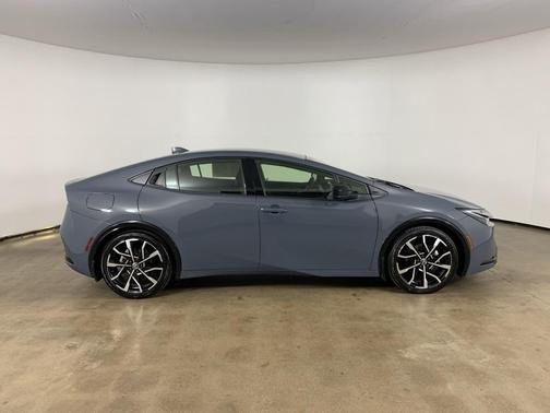 2024 Toyota Prius Prime XSE