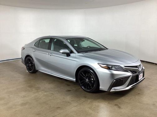 Celestial Silver Metallic 2023 Toyota Camry XSE