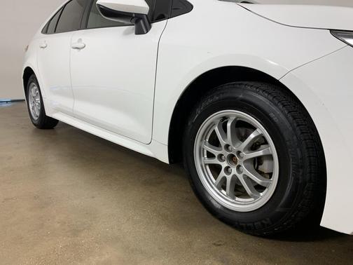 2022 Toyota Corolla Hybrid SE