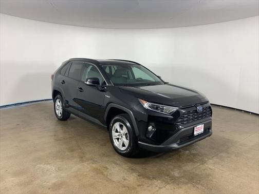 2020 Toyota RAV4 Hybrid XLE