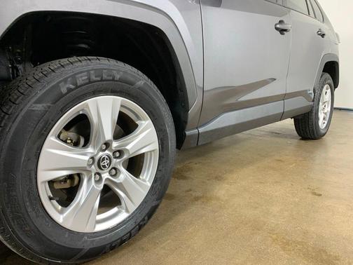 Magnetic Gray Metallic 2021 Toyota RAV4 Hybrid XLE