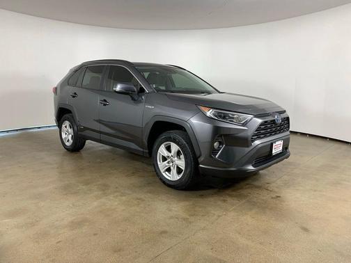 Magnetic Gray Metallic 2021 Toyota RAV4 Hybrid XLE
