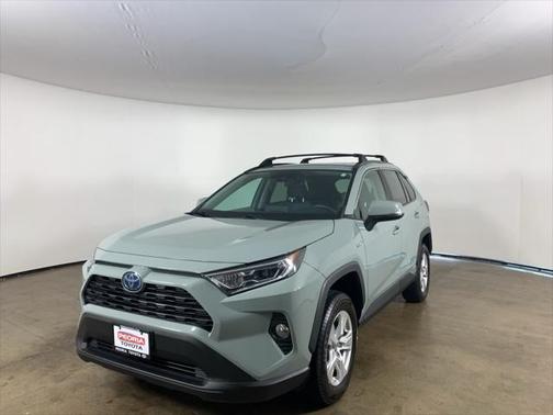 2020 Toyota RAV4 Hybrid XLE