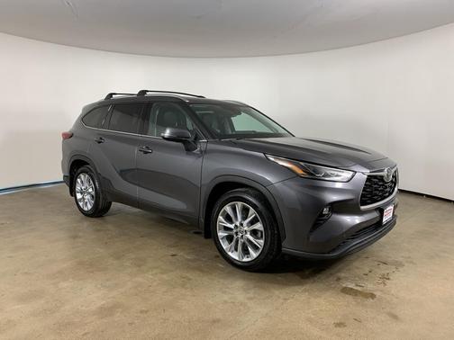 2022 Toyota Highlander Limited