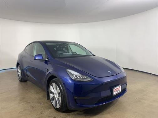2022 Tesla Model Y Long Range Dual Motor All-Wheel Drive