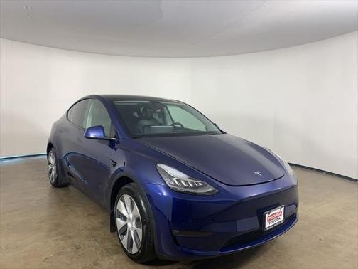 2022 Tesla Model Y Long Range Dual Motor All-Wheel Drive