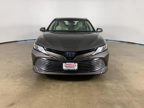 2018 Toyota Camry Hybrid XLE