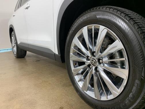 2024 Toyota Grand Highlander Platinum