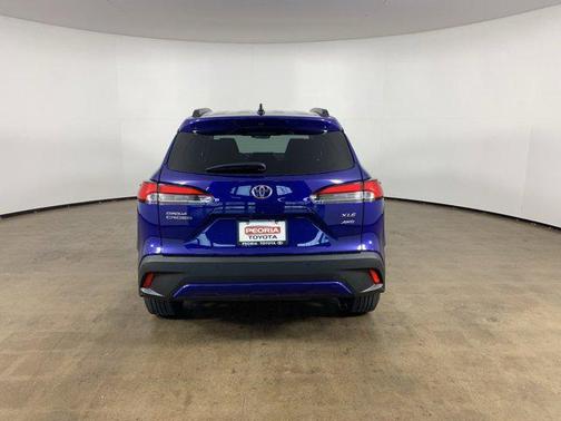 2025 Toyota Corolla Cross XLE