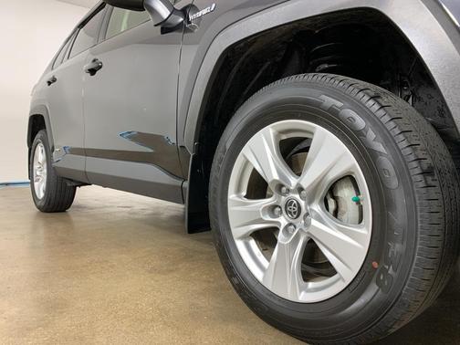 2019 Toyota RAV4 Hybrid LE