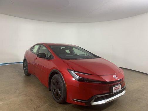 2025 Toyota Prius L