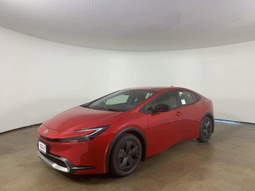 2025 Toyota Prius L