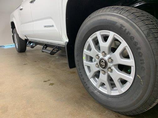 Ice Cap 2026 Toyota Tacoma SR5