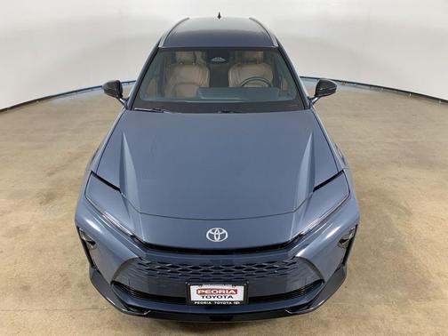 2025 Toyota Crown Signia XLE