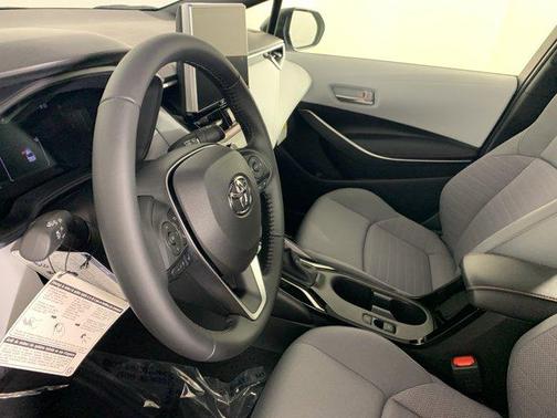 2025 Toyota Corolla Hybrid SE