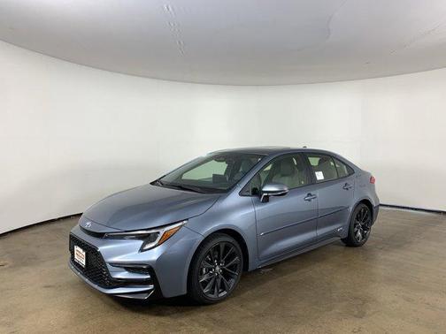 2025 Toyota Corolla Hybrid SE