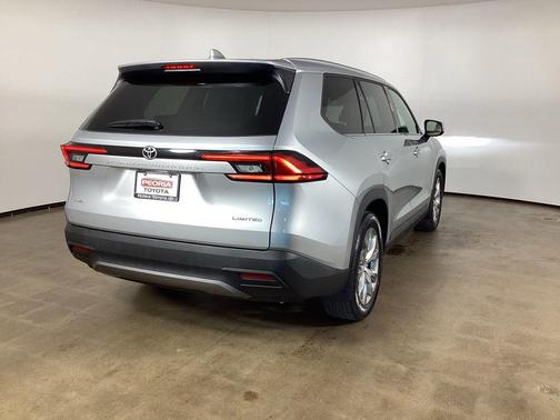 Celestial Silver Metallic 2024 Toyota Grand Highlander Limited
