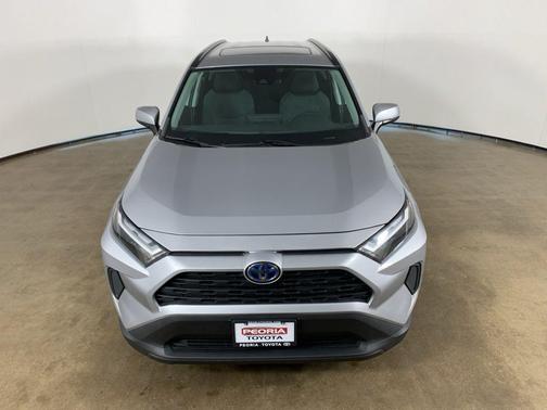 Silver Sky Metallic 2022 Toyota RAV4 Hybrid XLE