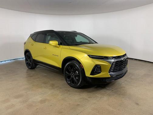 Nitro Yellow Metallic 2022 Chevrolet Blazer RS