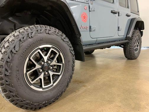 Anvil Clear Coat 2024 Jeep Wrangler Rubicon