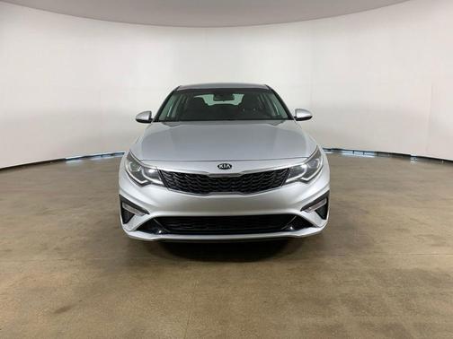 Sparkling Silver 2019 Kia Optima LX
