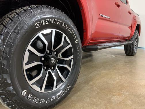 Barcelona Red Metallic 2020 Toyota Tacoma TRD Sport