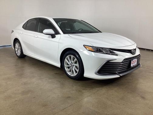 Ice Cap 2023 Toyota Camry LE