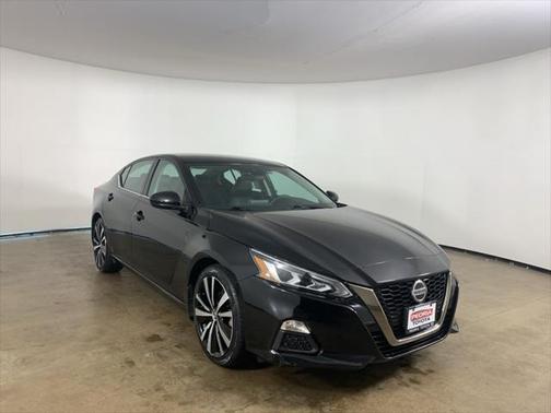 2020 Nissan Altima SR FWD