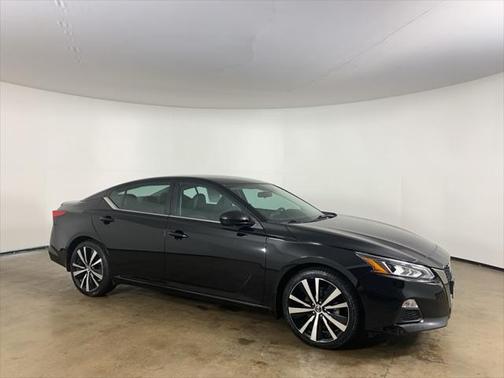 2020 Nissan Altima SR FWD