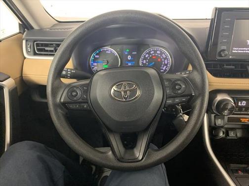 2022 Toyota RAV4 Hybrid LE