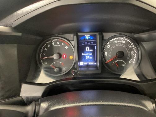 2022 Toyota Tacoma SR