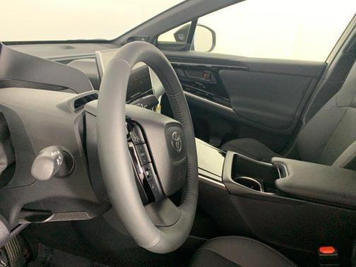 2025 Toyota bZ4X Limited
