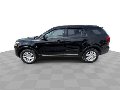 Agate Black Metallic 2019 Ford Explorer XLT 4WD