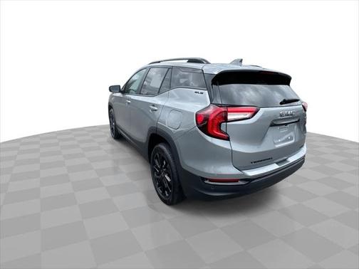 Sterling Metallic 2024 GMC Terrain AWD 4dr SLE