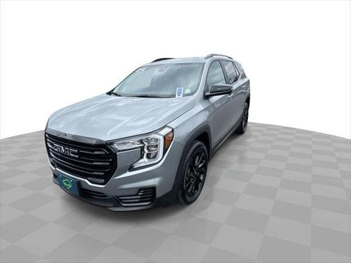 Sterling Metallic 2024 GMC Terrain AWD 4dr SLE