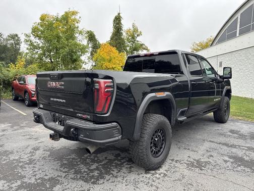 2024 GMC Sierra 2500 AT4