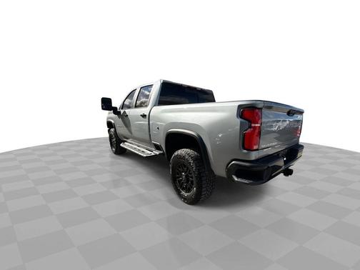 2024 Chevrolet Silverado 2500 4WD Crew Cab Standard Bed ZR2