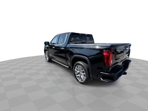 Onyx Black 2026 GMC Sierra 1500 4WD Crew Cab 147" Denali