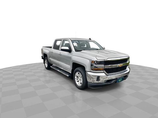 Silver Ice Metallic 2018 Chevrolet Silverado 1500 4WD Crew Cab 143.5" LT w/1LT